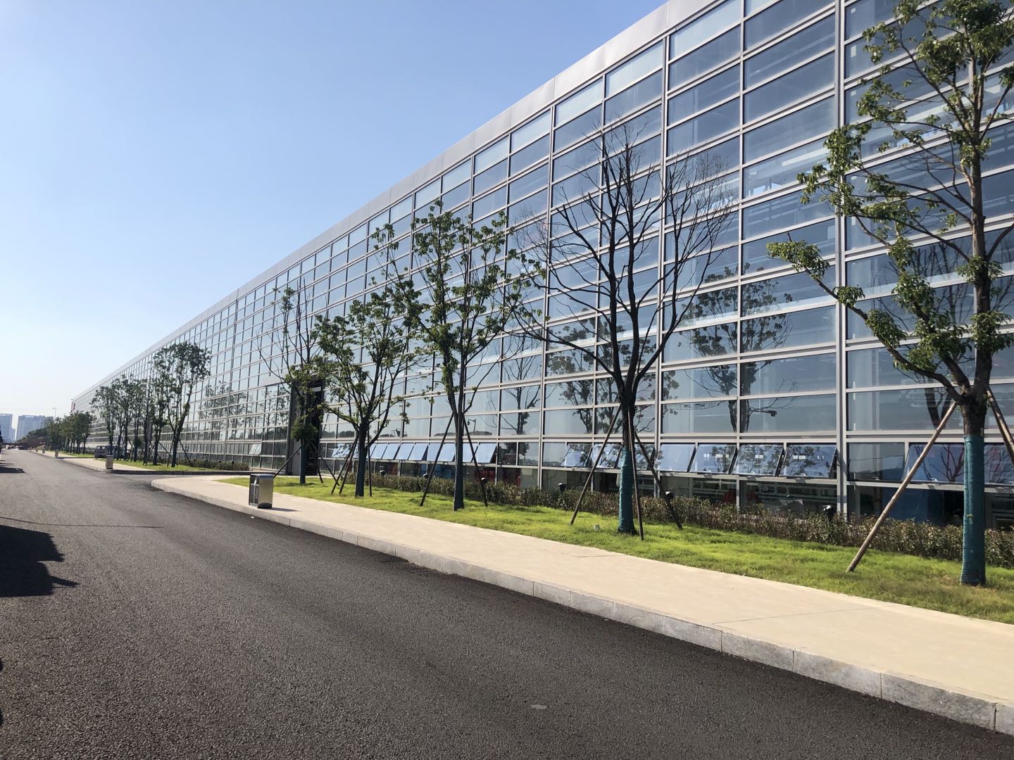 һ(lin)ؿ㲿͹̙C(j)еU(ku)a(chn)(xing)ĿA؉K,ĻO(sh)Ӌ(j),Ļb,Ļb˾,L(zhng)ɳĻO(sh)Ӌ(j)˾,Ļb,ʡĻb޹˾